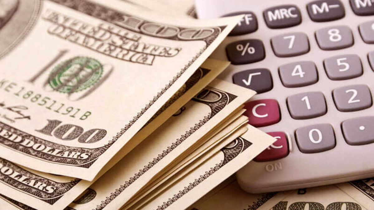 یک کارشناس ارشد بازار سرمایه گفت: اگرچه ممکن است بازار بورس نیز مانند سایر بازارها در برخی از مقاطع زمانی دچار رکود شود؛ اما تجربه نشان داده است که سرمایه گذاری در بازار سرمایه در طولانی مدت بازدهی مناسبتری نسبت به سایر روش های سرمایه گذاری داشته است.