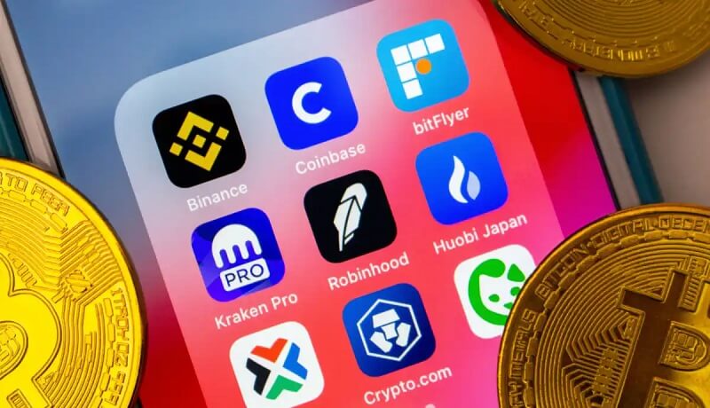 دو تن از نمایندگان مجلس ایالات متحده آمریکا، نگرانی خود درباره تاثیر محدودیت‌های اپ استور بر کارآفرینی حوزه رمز ارز را در نامه‌ای به تیم کوک،‌ ابراز کردند.